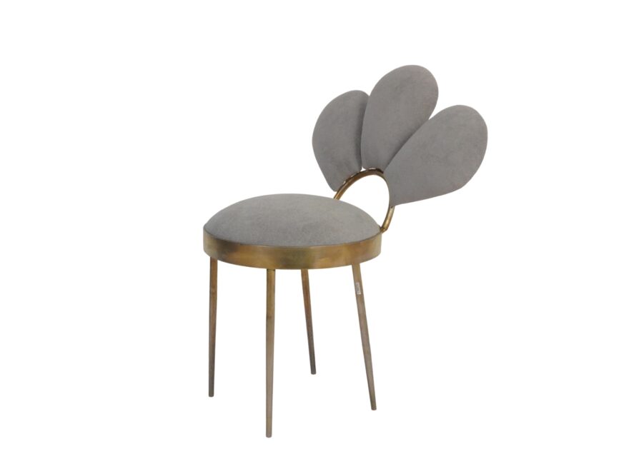 Iron leaf design chair